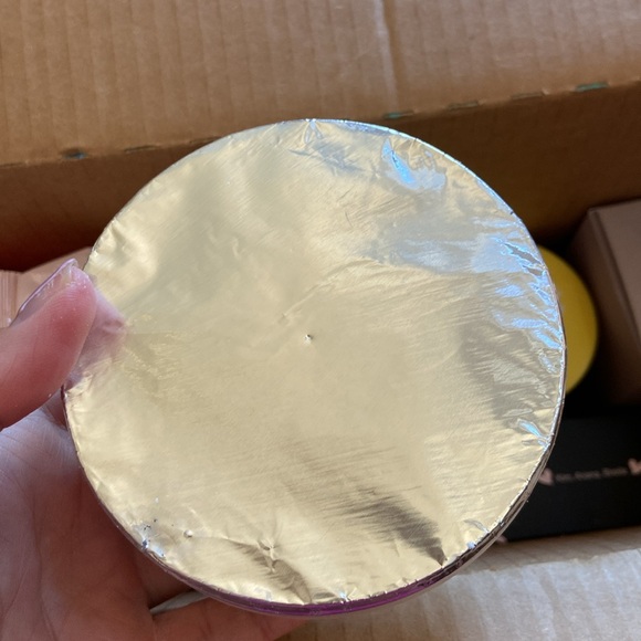 🆕 Passion fruit body scrub 330g - Picture 3 of 4